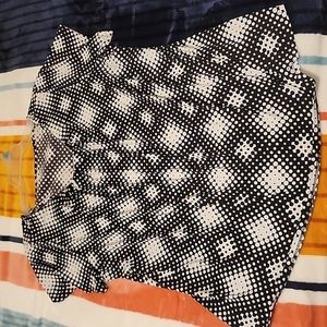 Worthington 3X black and white  Pixelated blouse